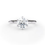 Exquisite Round Cut Solitaire Engagement Ring