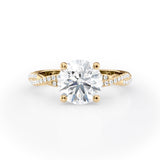 Luxurious Round Diamond Engagement Ring