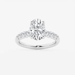 Elara - Graduated Side Stones Engagement Ring